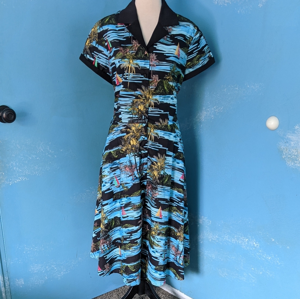 Unique Vintage dress with pockets